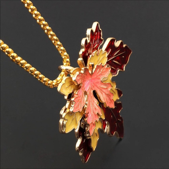 Orange Red Yellow Fall Colored Maple Leaves Necklace 🍁 - Picture 4 of 7